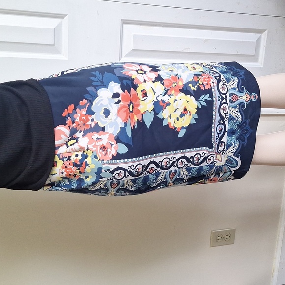 Cato Women's Navy Blue Floral Pencil Skirt Size Small - Picture 4 of 5